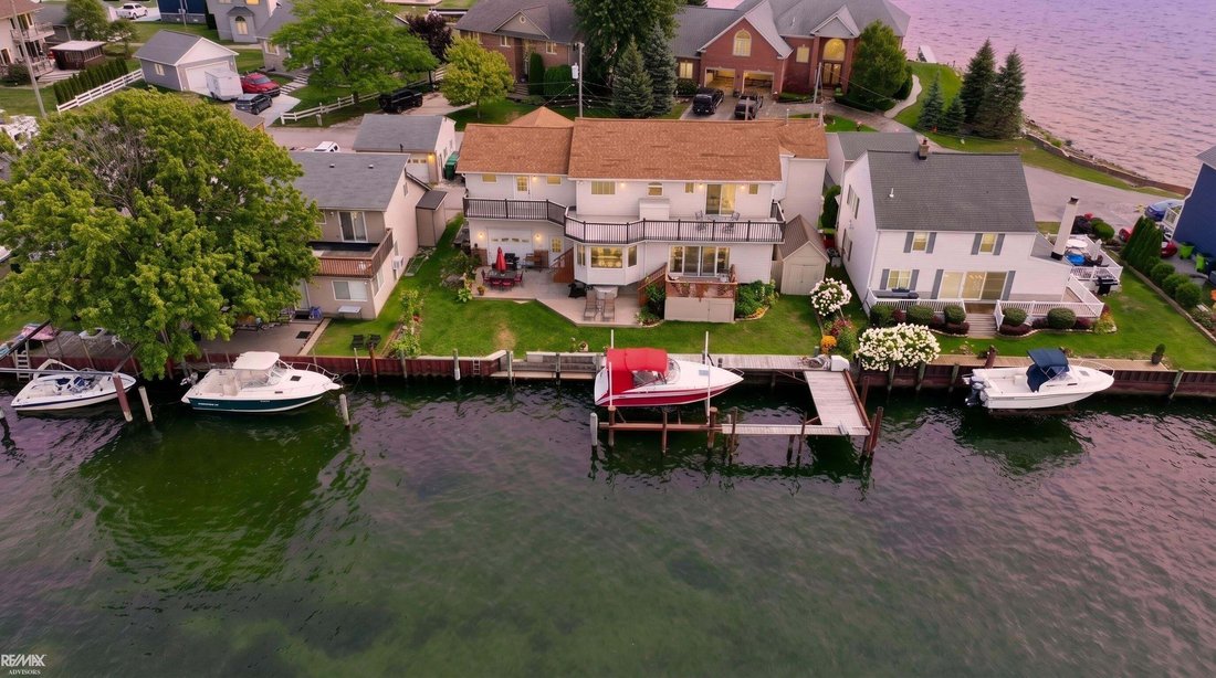 House in St. Clair Shores, Michigan, United States 2 - 18662468