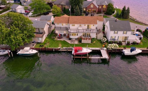Haus in Sankt Clair Shores, Michigan, Vereinigte Staaten 1