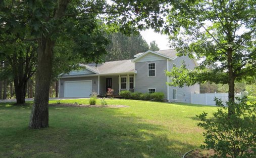 House in Interlochen, Michigan, United States 1
