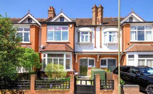 Haus in London Borough of Barnet, England 1