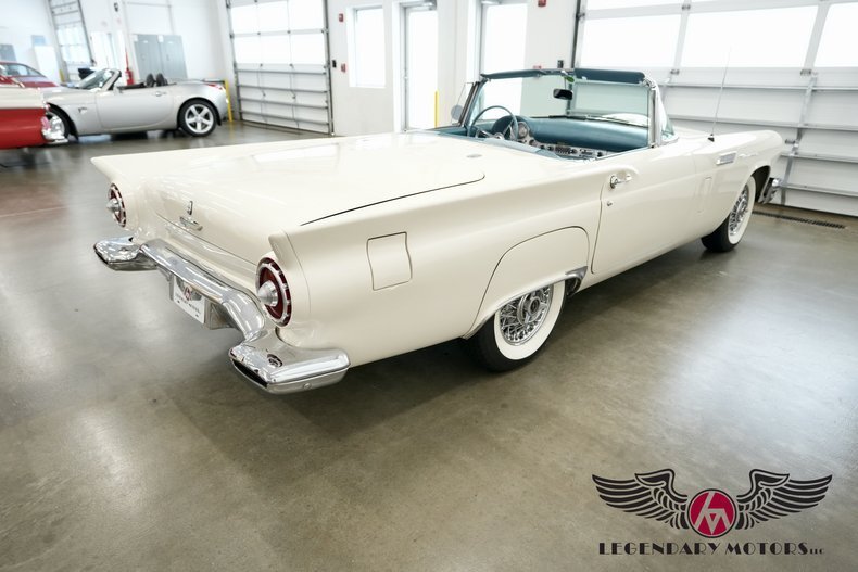 Cabriolet in Rowley, United States 5 - 18666150