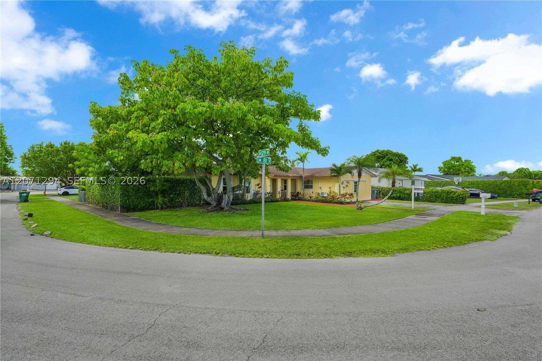 House in Miami, Florida, United States 4 - 18663456
