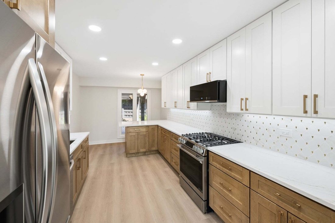 Condo in Northbrook, Illinois, United States 4 - 18663112