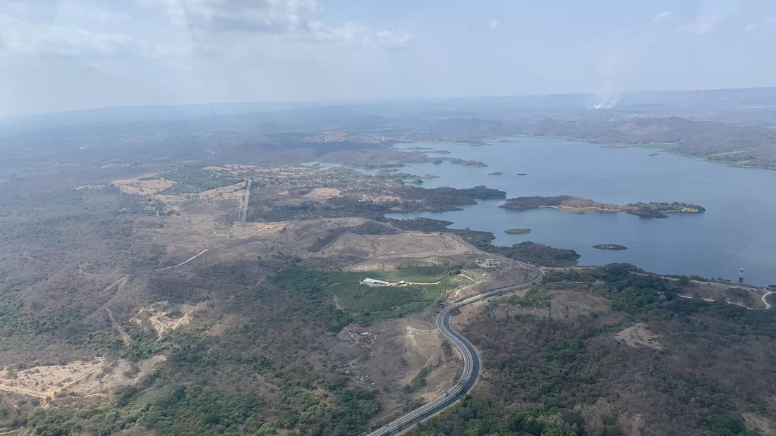 Land in Guayaquil, Guayas, Ecuador 1 - 18660680