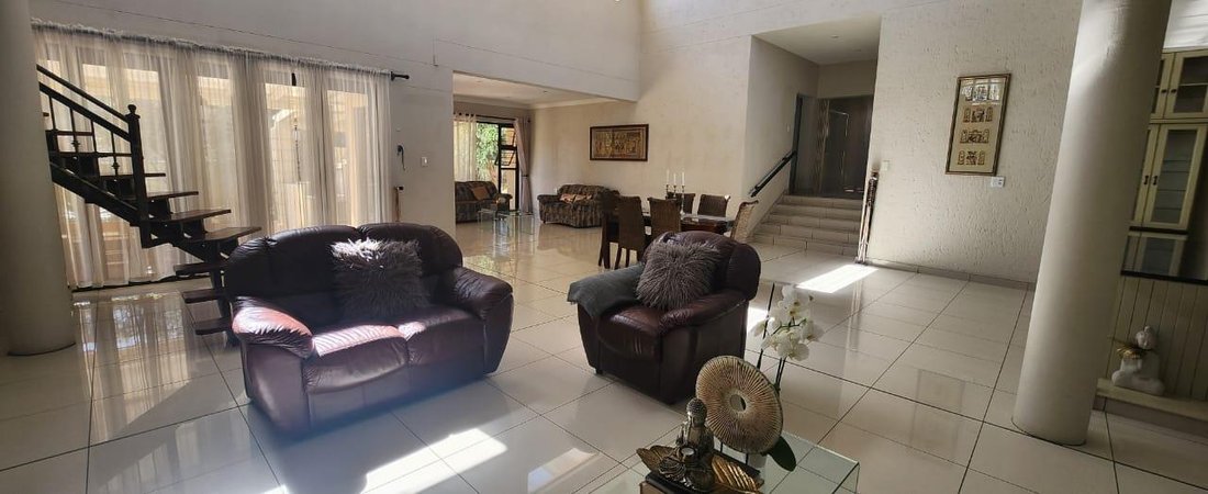 House in Windhoek, Khomas Region, Namibia 2 - 18659788