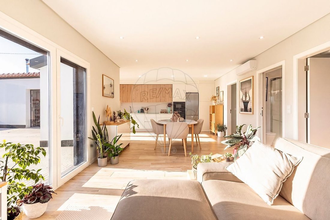 House in Silveira, Lisbon, Portugal 2 - 18668084