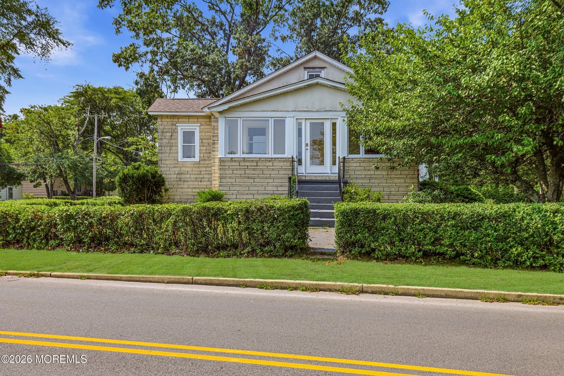 House in Lakewood Township, New Jersey, United States 4 - 18659780