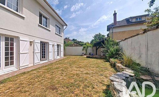 Casa a Leclerc-Centre Ouest, Brie-Comte-Robert, Francia 1