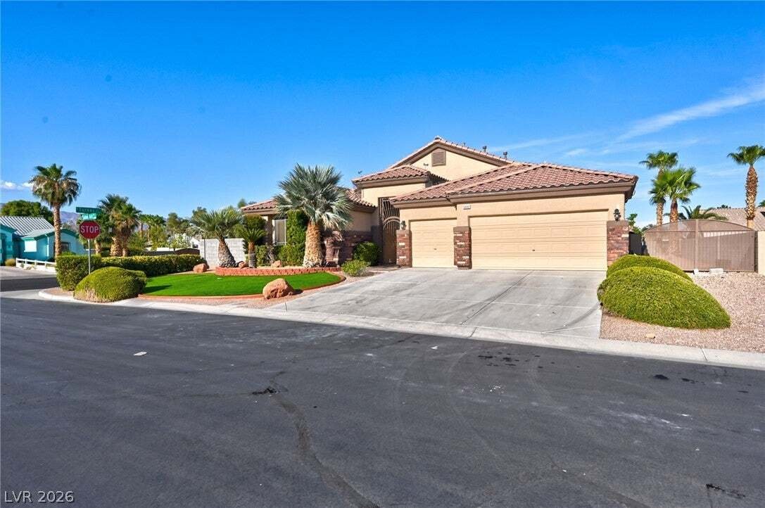 House in Las Vegas, Nevada, United States 2 - 18665997