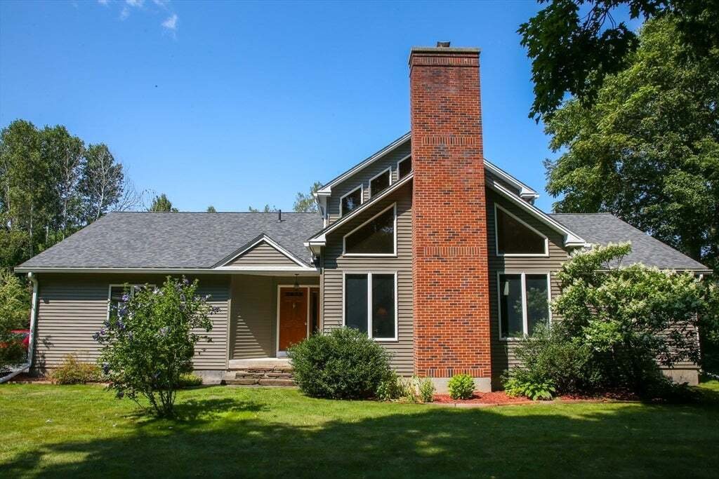 House in Adams, Massachusetts, United States 1 - 18670959
