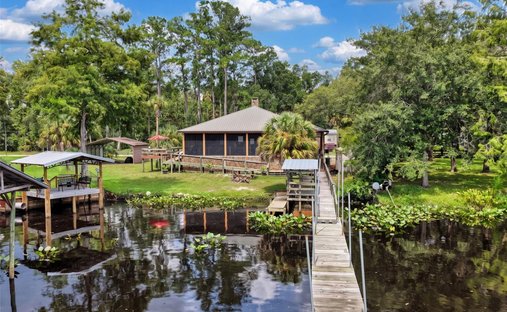 House in Chiefland, Florida, United States 1