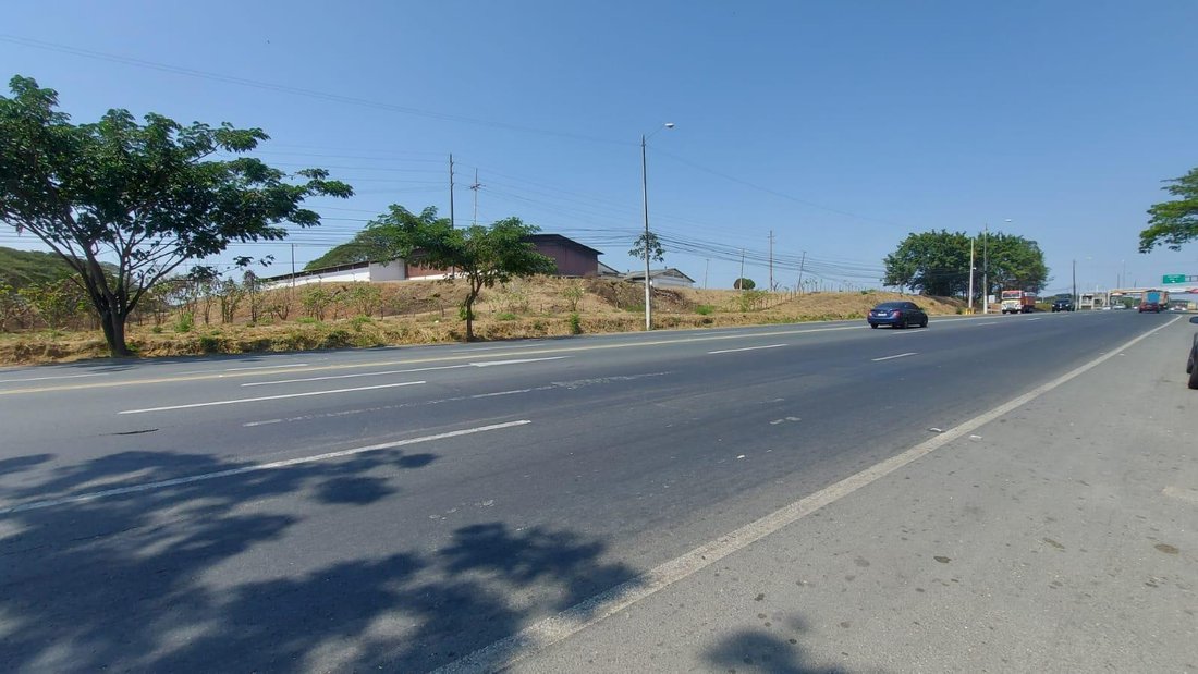 Land in Guayaquil, Guayas, Ecuador 3 - 18661205