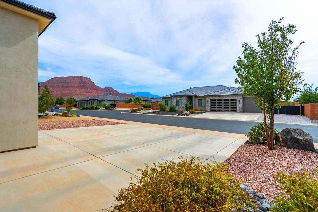 House in Ivins, Utah, United States 2 - 18662371