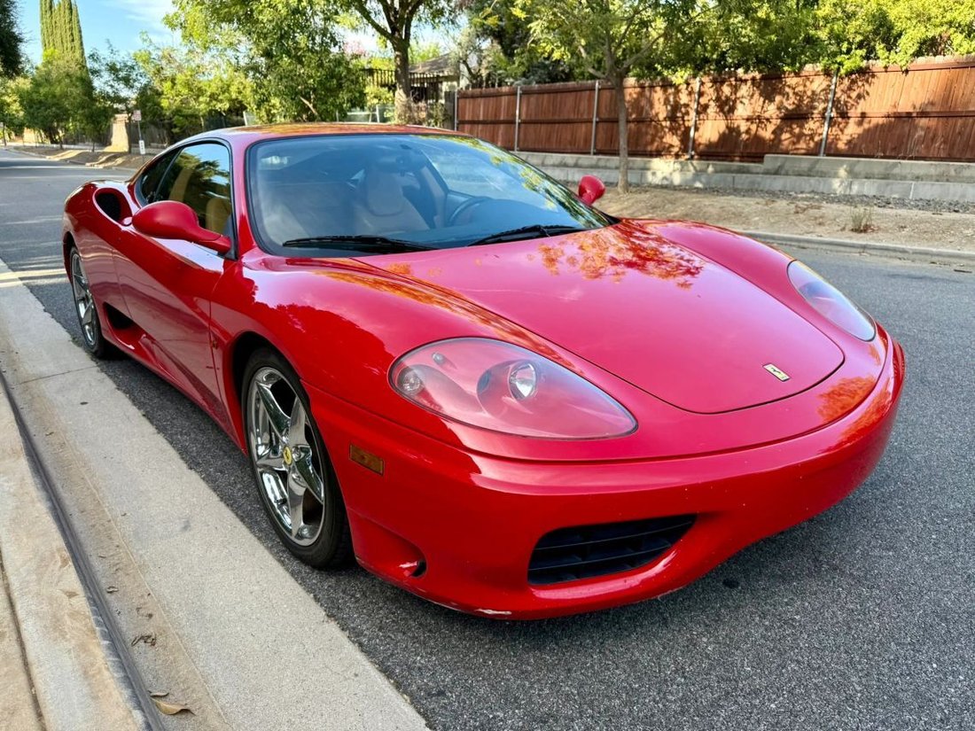 Coupe in Newbury Park, CA, United States 3 - 18664804