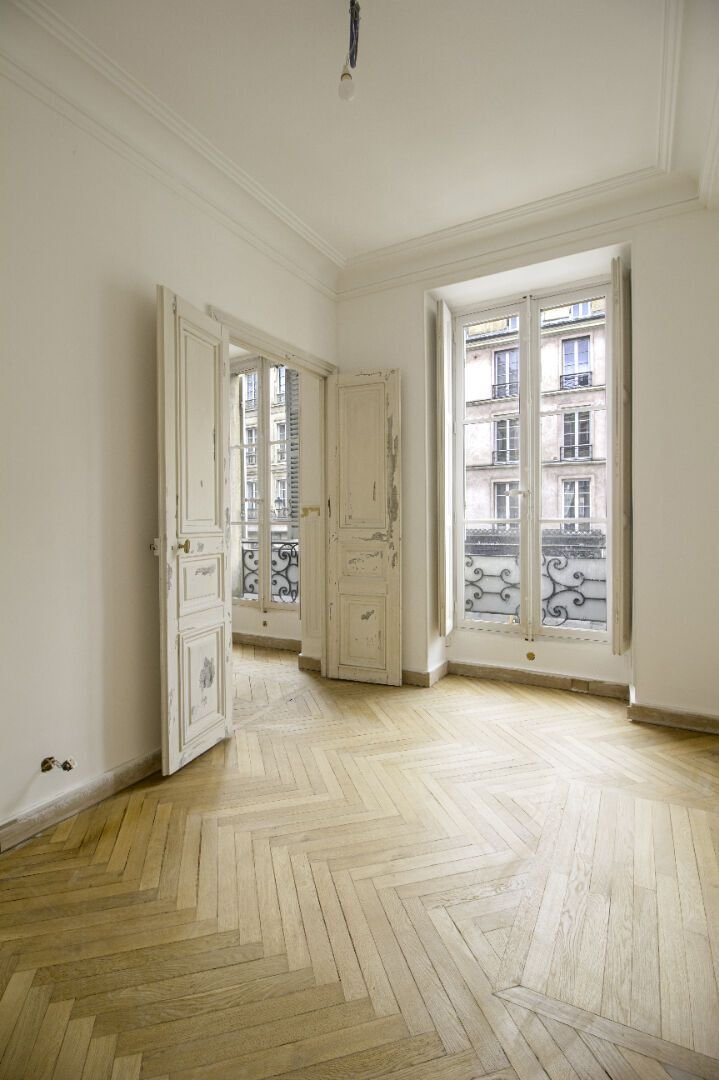 Apartment in Domaine National du Château, Versailles, France 5 - 18660159