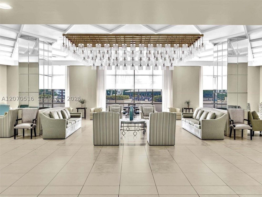 Condo in Miami Beach, Florida, United States 5 - 18659322