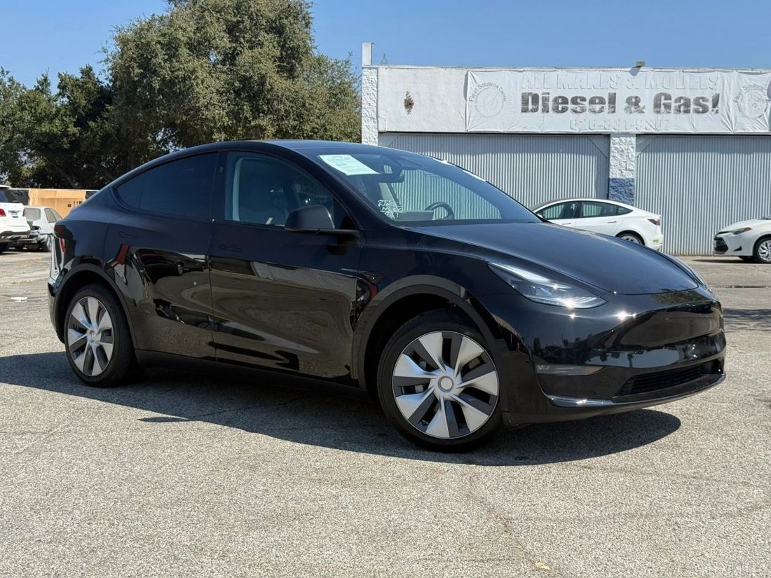 Suv in Azusa, CA, United States 1 - 18664870