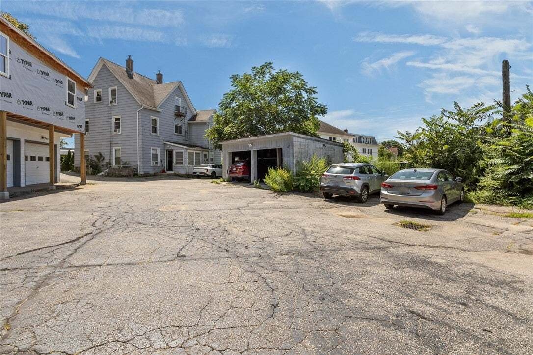 Westerly, Rhode Island, United States 5 - 18661895