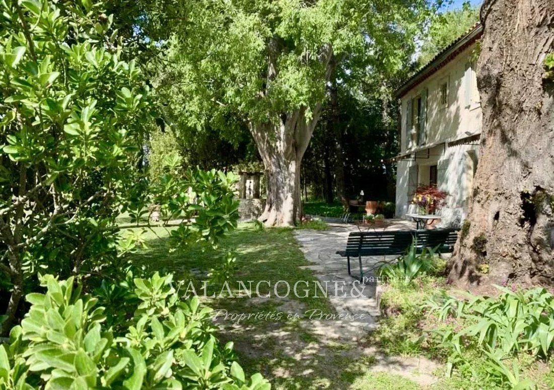 Maisons de campagne à Arles, Provence-Alpes-Côte d'Azur, France 2 - 16083685