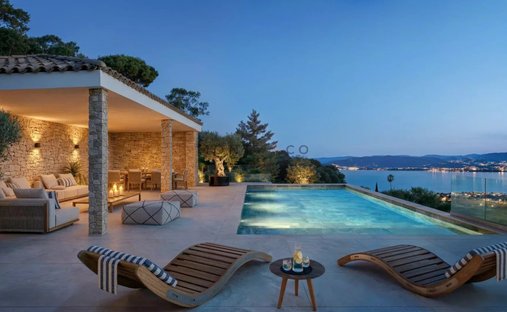 Villa à Grimaud, Provence-Alpes-Côte d'Azur, France 1