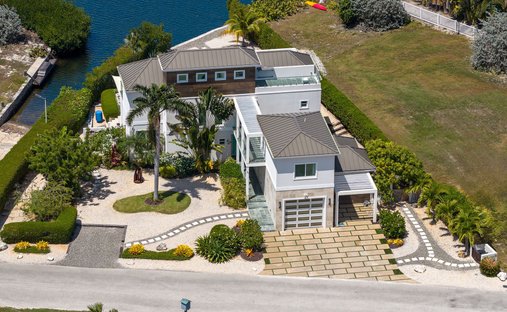 House in West Bay, West Bay, Cayman Islands 1