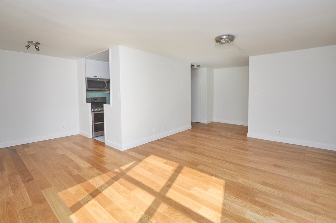 Co Op in New York, New York, United States 2 - 18664294