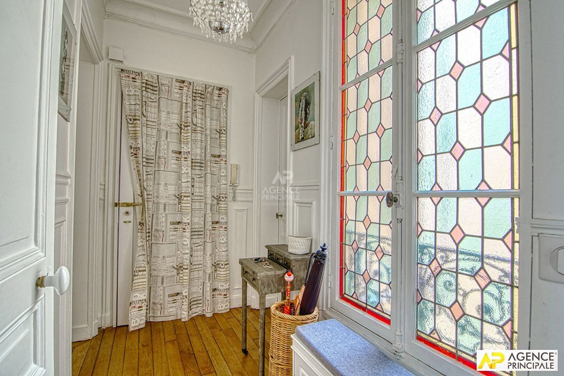 Apartment in Domaine National du Château, Versailles, France 3 - 18660195