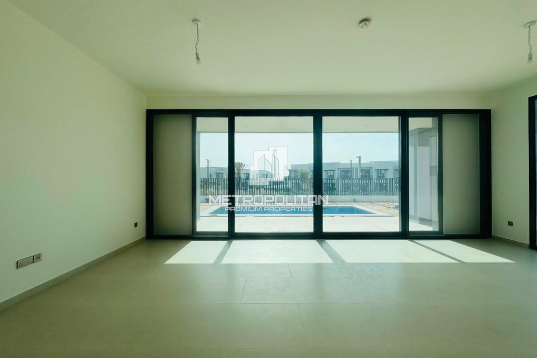 Villa in Al Furjan, Dubai, United Arab Emirates 2 - 18667104
