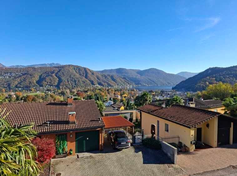Villa in Pura, Ticino, Switzerland 5 - 18659072