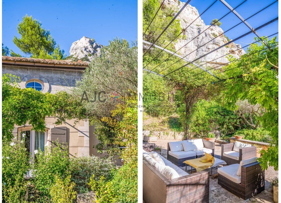 House in Les Baux-de-Provence, Provence-Alpes-Côte d'Azur, France 3 - 17382697