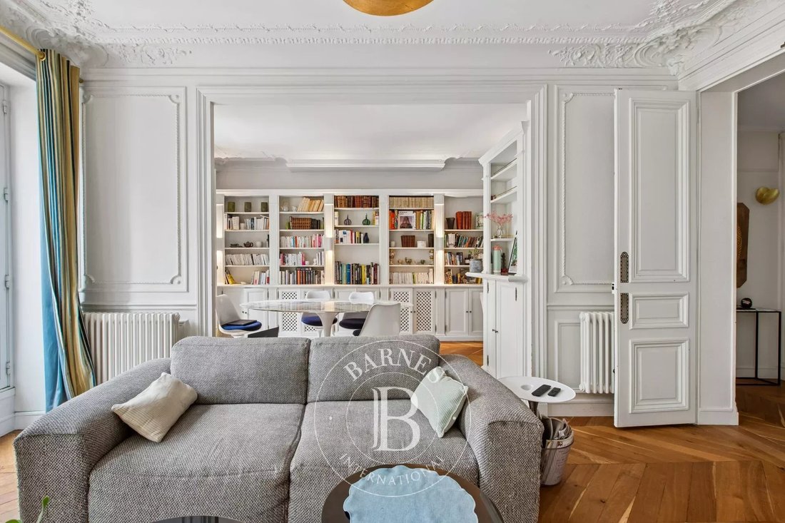 Apartment in Saint Placide, Paris 6e Arrondissement, Paris 3 - 18671698
