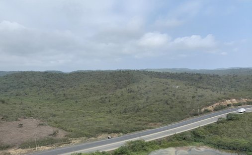 Land in Valdivia, Santa Elena, Ecuador 1