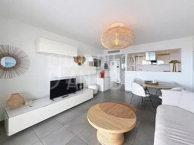 Apartment in Fontmerle, Antibes, France 4 - 17357347