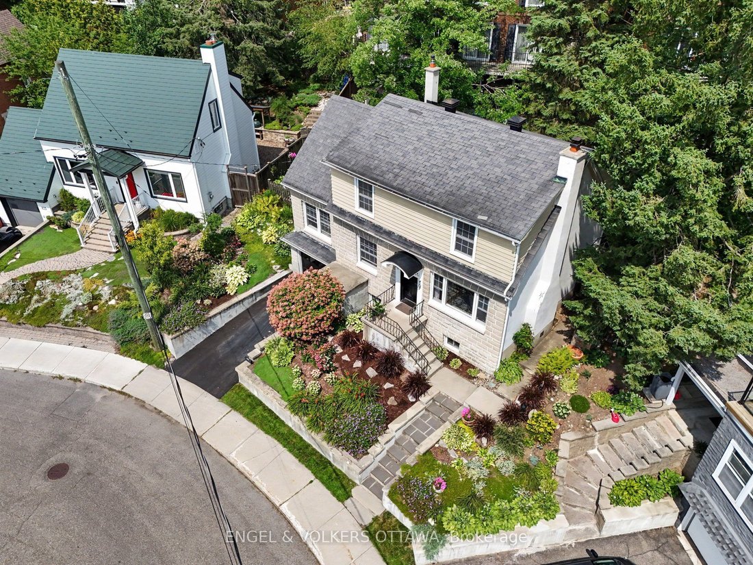 House in Ottawa, Ontario, Canada 2 - 18666524