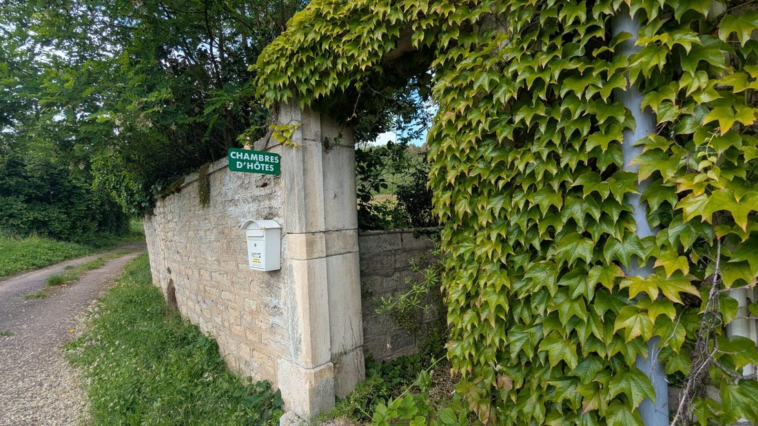 House in Chassey-le-Camp, Bourgogne – Franche-Comté, France 2 - 18665462