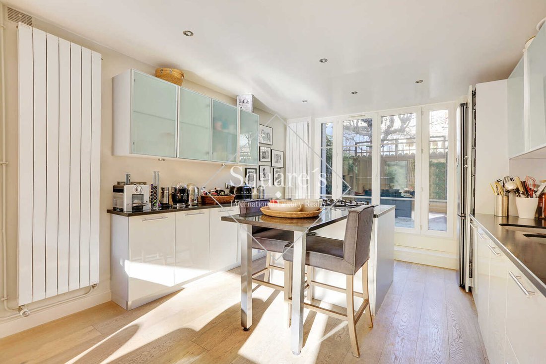 House in Plateau Nord, Suresnes, France 3 - 18672555