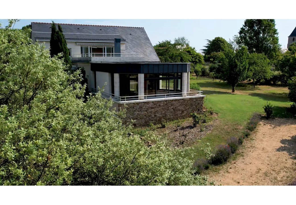 Villa in La Chapelle-Saint-Laud, Pays de la Loire, France 5 - 18671123