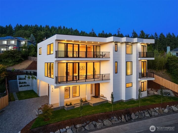 House in Newcastle, Washington, United States 1 - 18665608