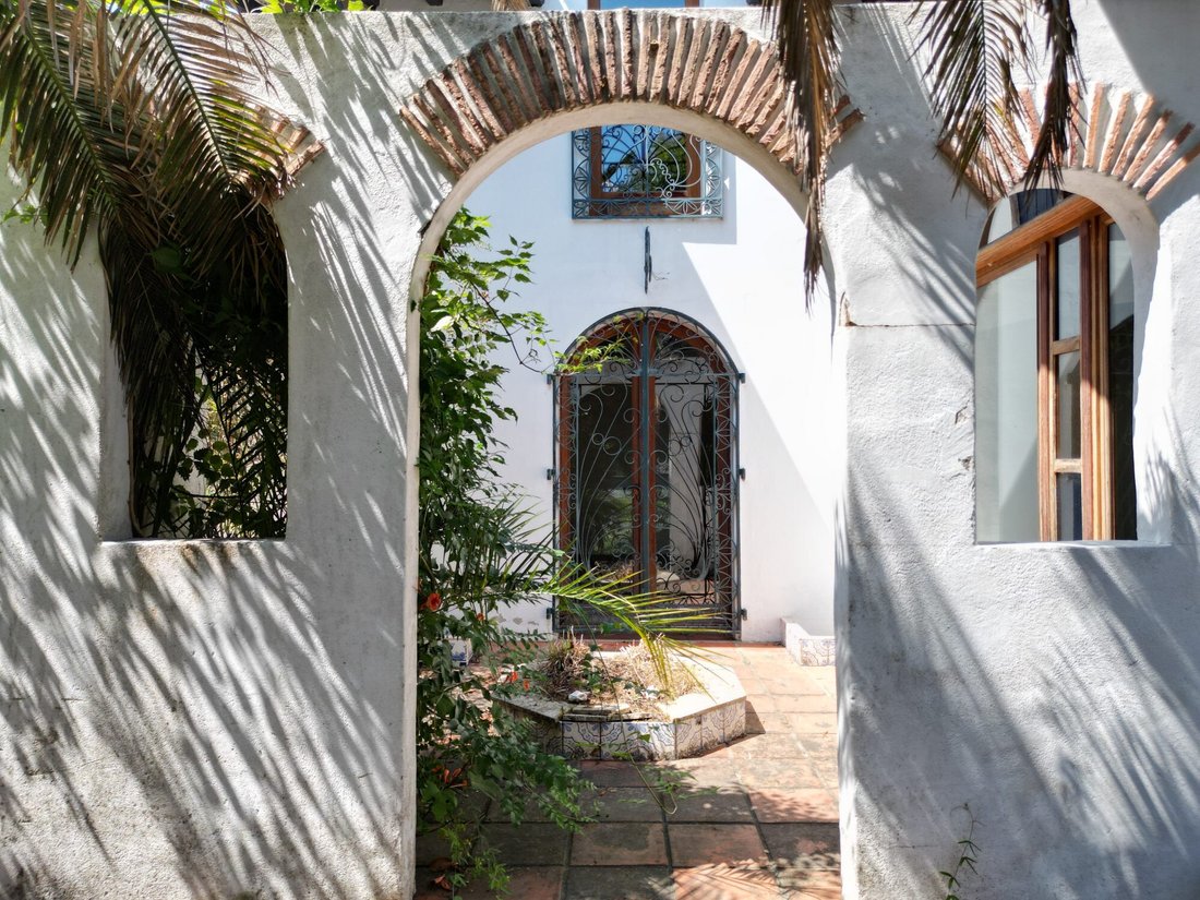 Villa in Bayonne, Nouvelle-Aquitaine, France 1 - 17615144