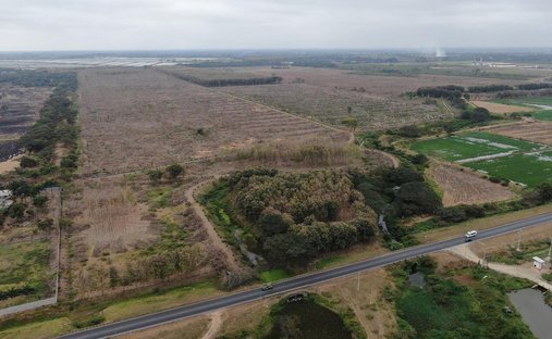 Land in La Palma, Guayas, Ecuador 1