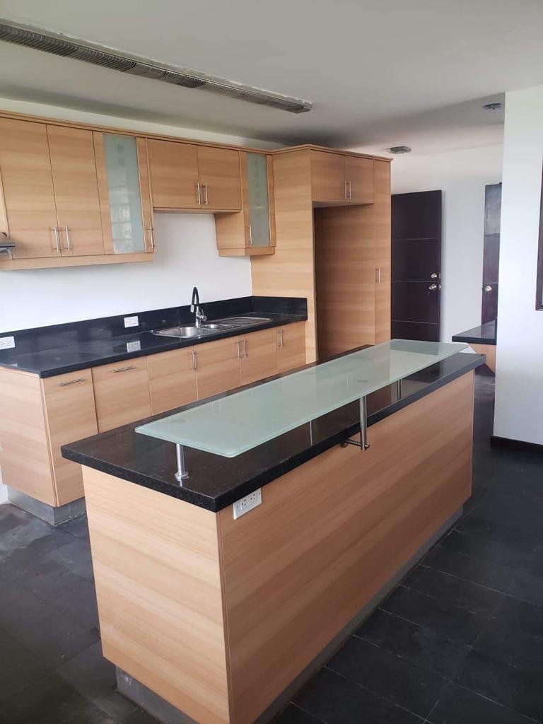 House in Quito, Pichincha, Ecuador 5 - 18661508