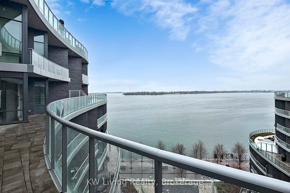 Condo in Toronto, Ontario, Canada 2 - 18659746