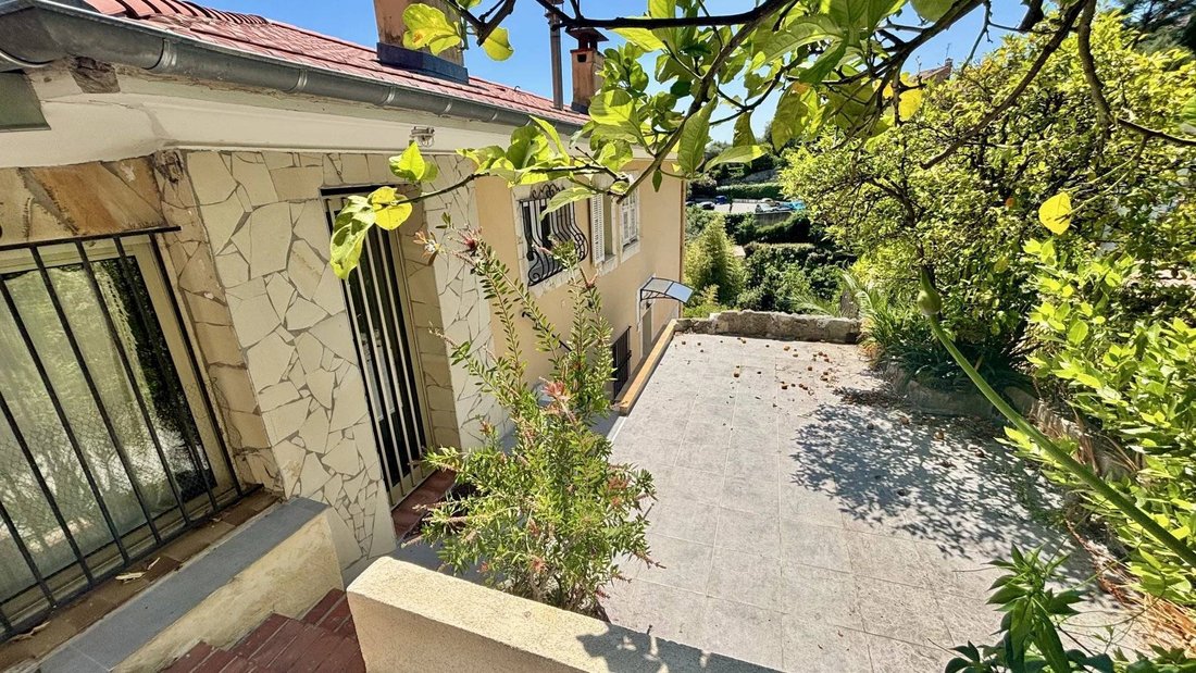 Apartment in Menton, Provence-Alpes-Côte d'Azur, France 2 - 18023204
