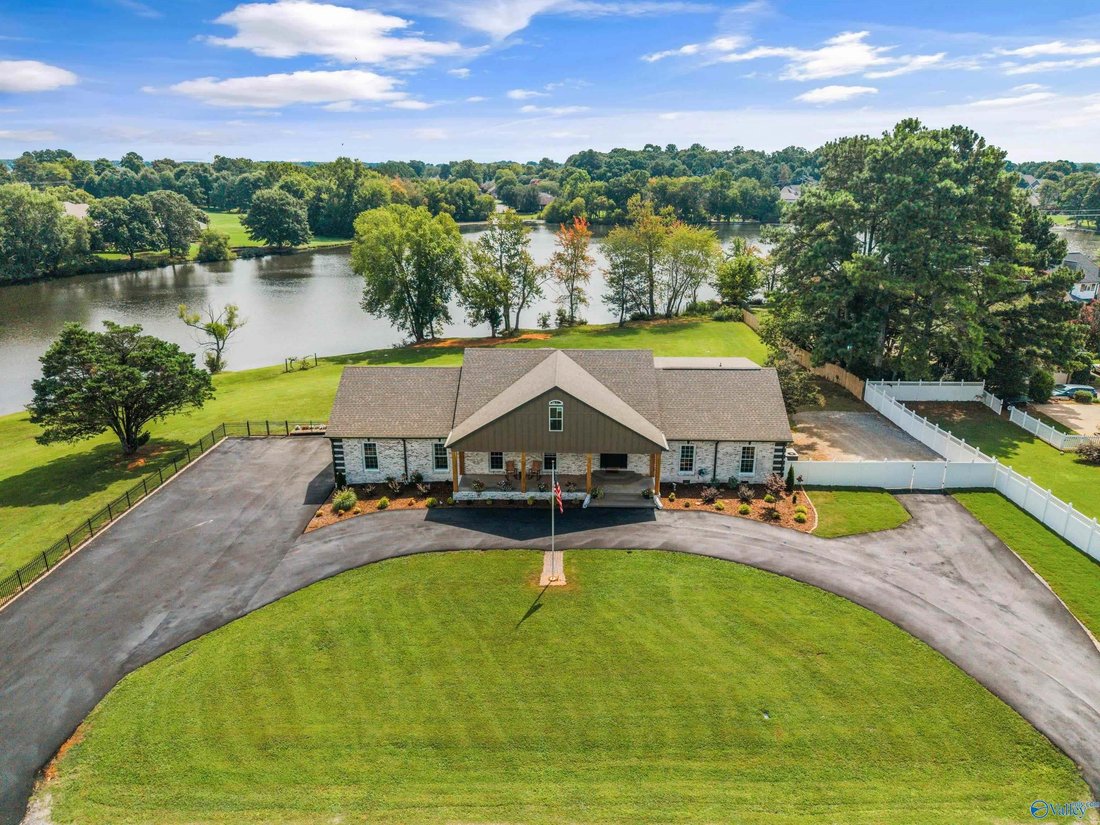 House in Athens, Alabama, United States 1 - 18669554