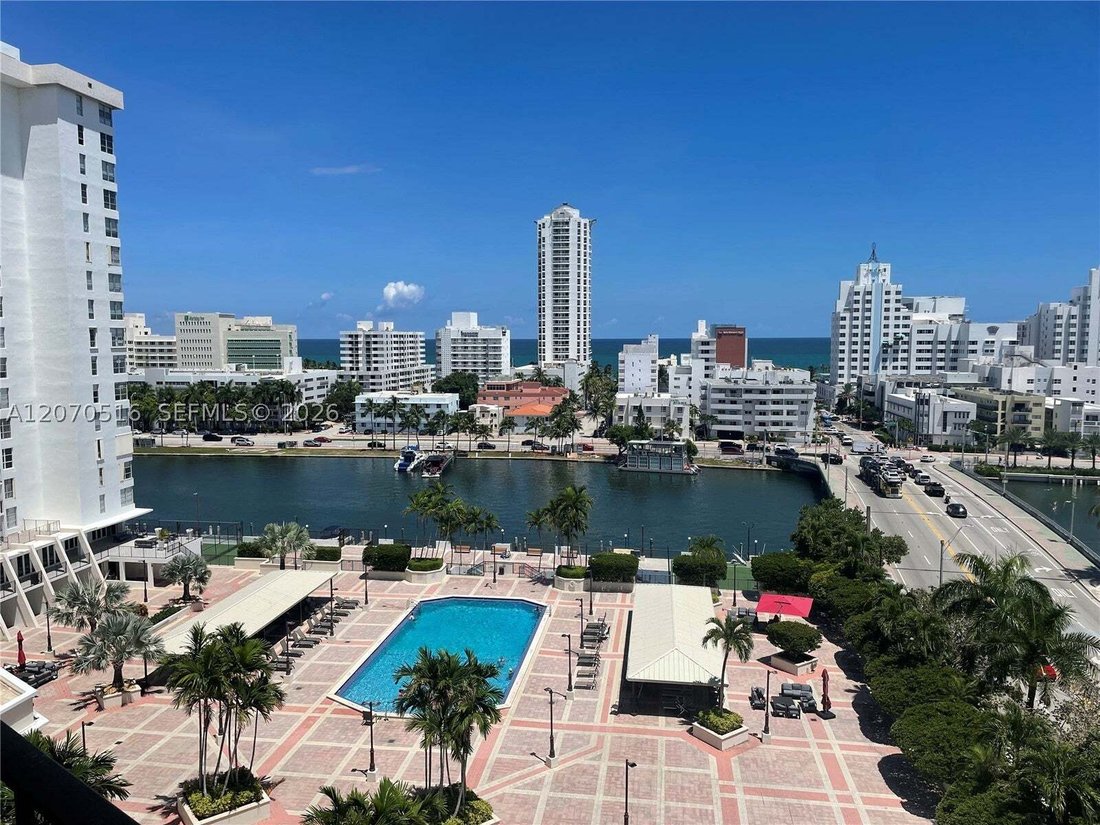 Condo in Miami Beach, Florida, United States 1 - 18659322