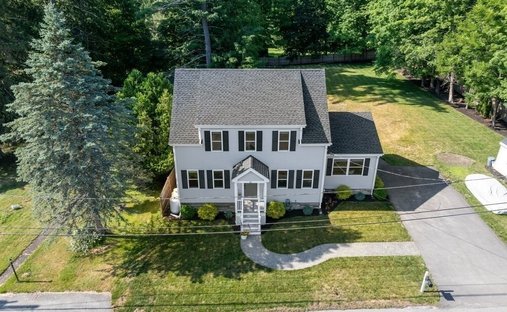 House in Southborough, Massachusetts, United States 1