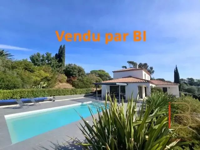 House in Ecarts, Roquebrune-sur-Argens, France 1 - 16784634