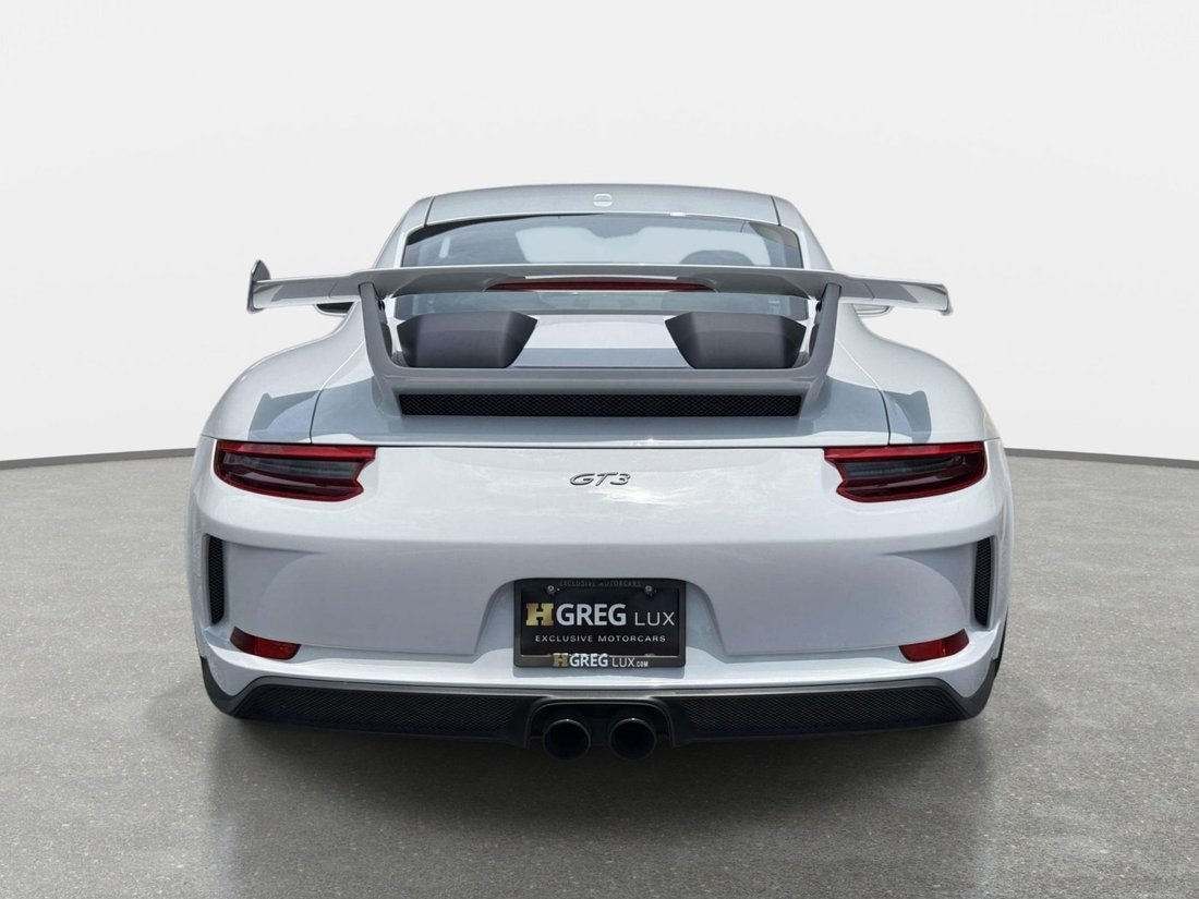 Coupe in Pompano Beach, FL, United States 4 - 18671702