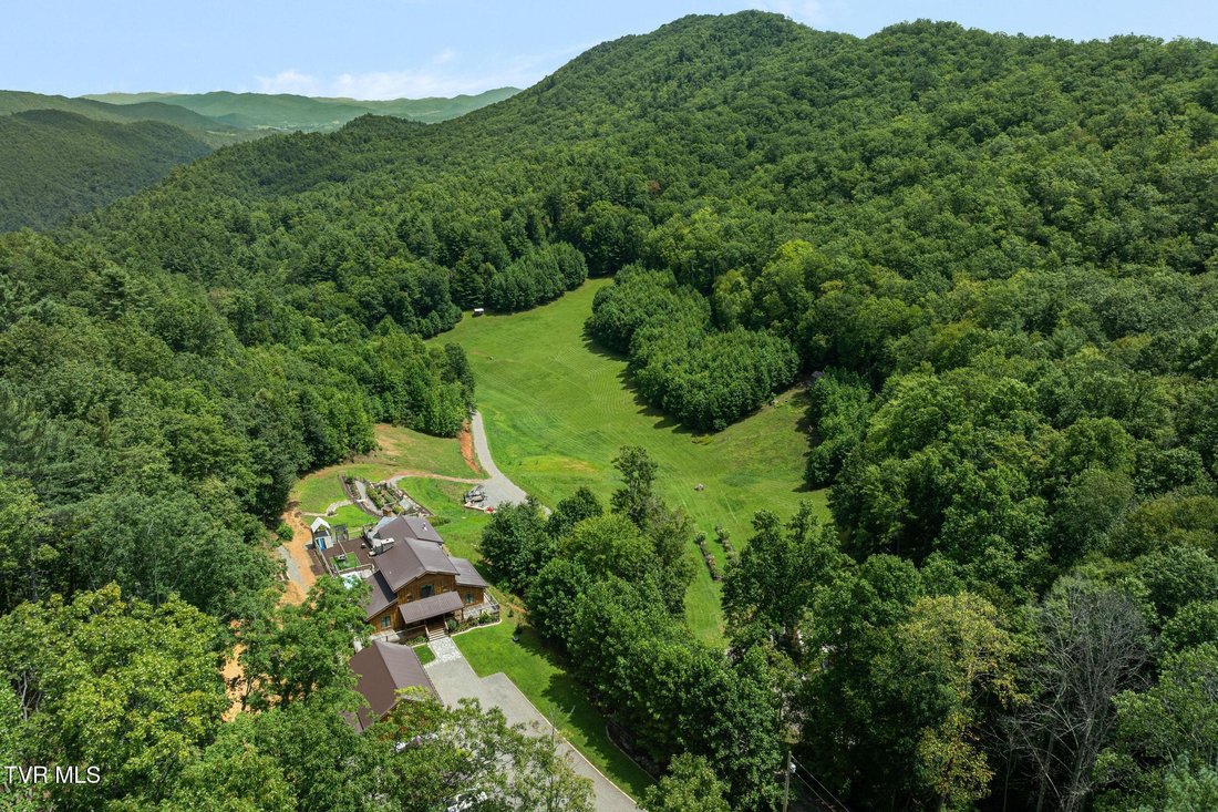 House in Mountain City, Tennessee, United States 5 - 18662396