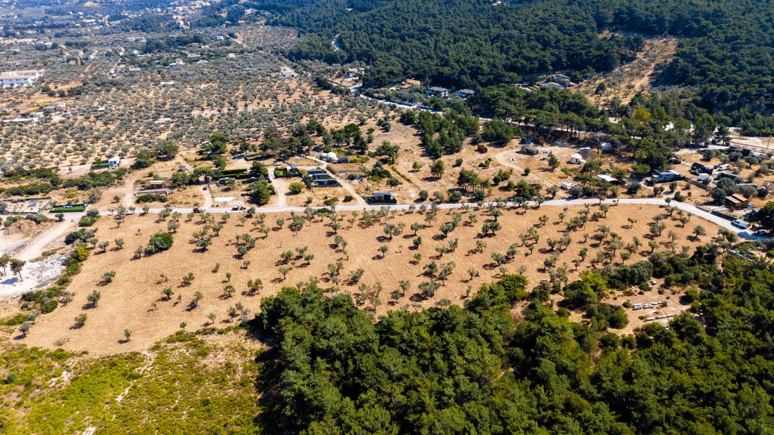 Land in İzmir, İzmir, Turkey 4 - 18669013